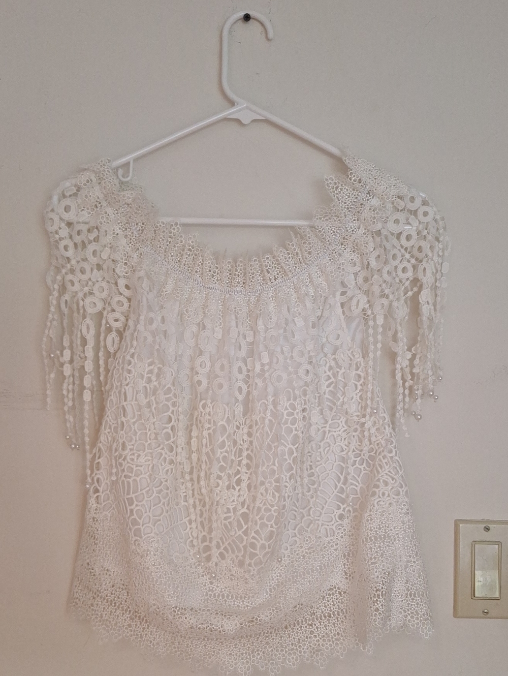 Elie Tahari White Crochet Lace Off-Shoulder Crop Top, Sleeves Are White Lace Str